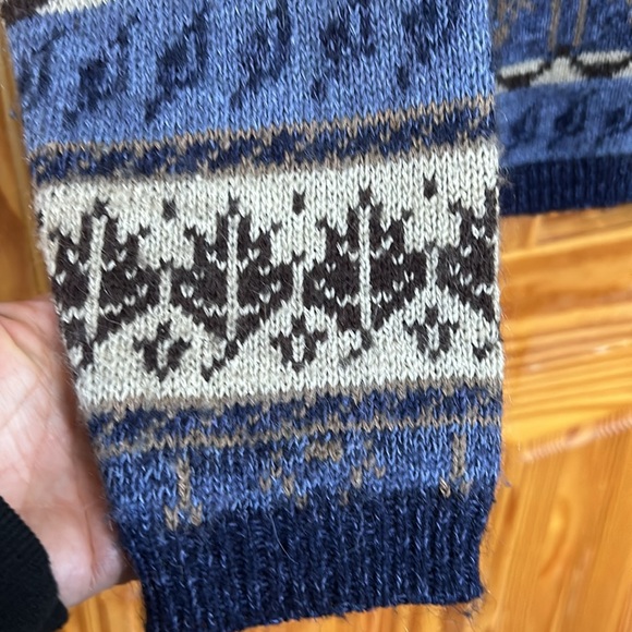 Croft and Barrow cozy button up sweater. Size large. - Picture 5 of 5